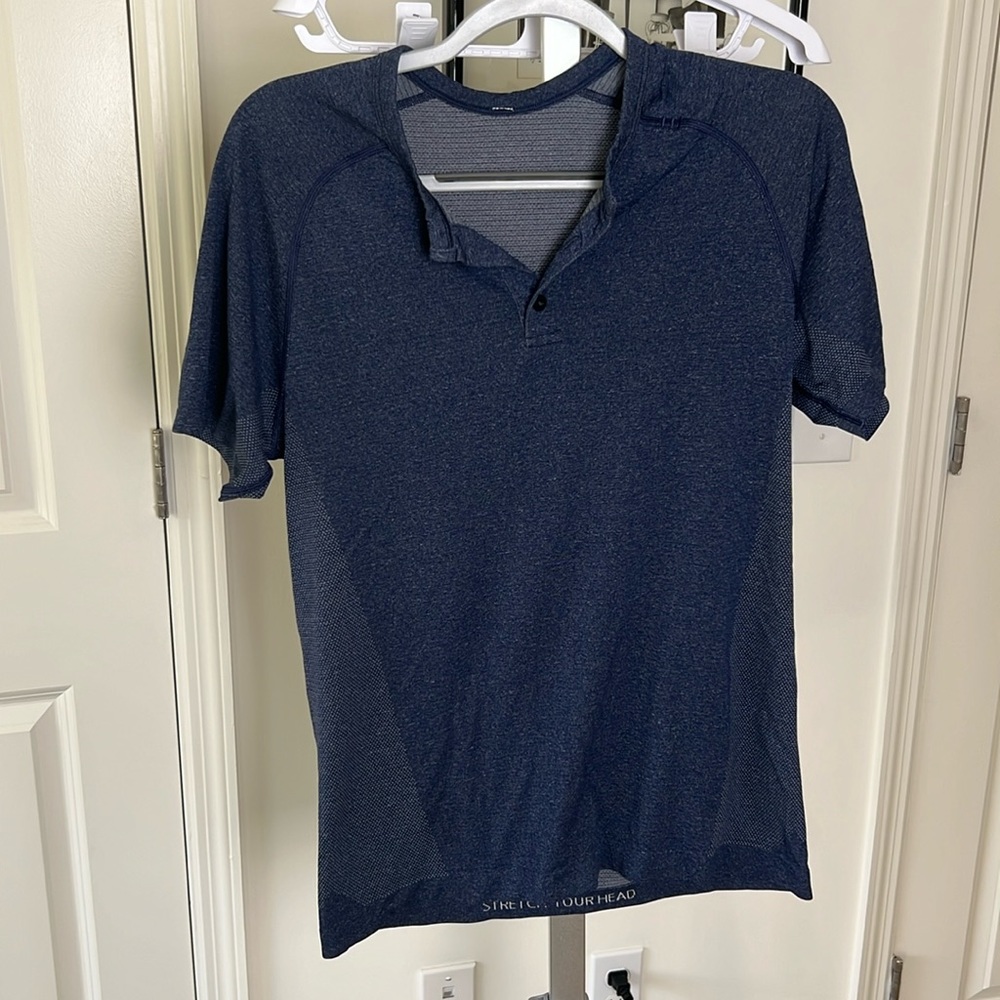 Men’s Lululemon Golf T-shirt